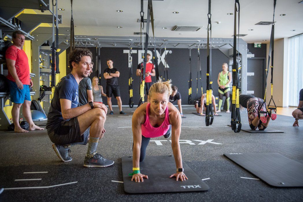 TRX plank 20x jinak
